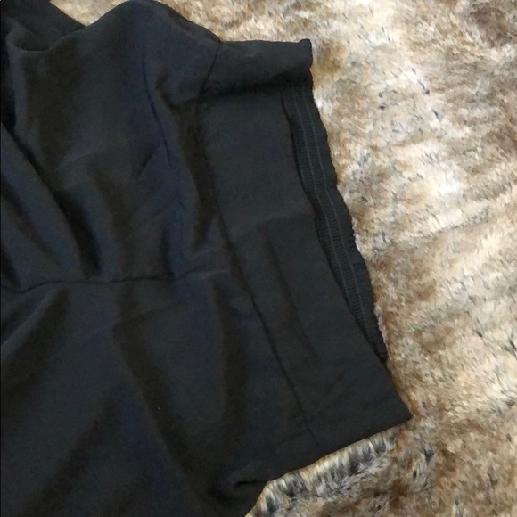 Woman trousers - Picture 2 of 4